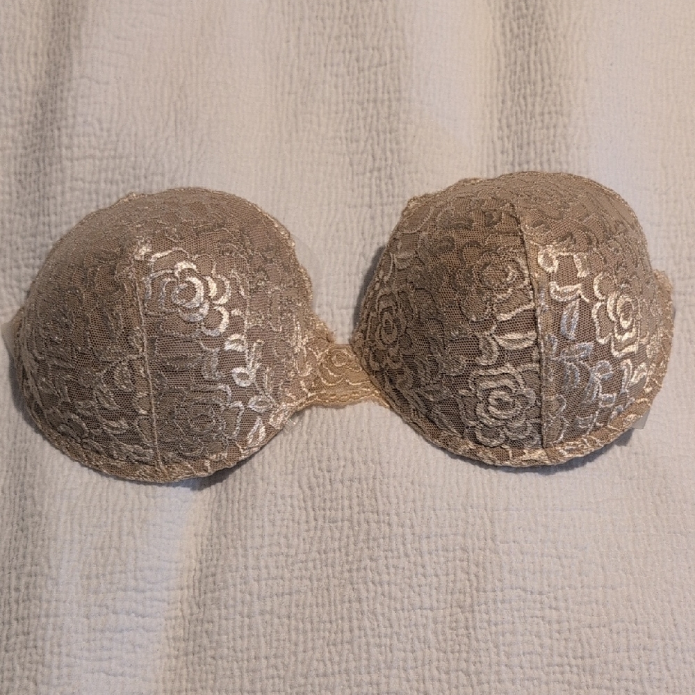 Adhesive Elegant Lace Underwire Bra - Tan